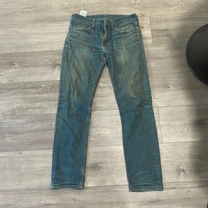 Levi W 31 L 32 relaxed jeans